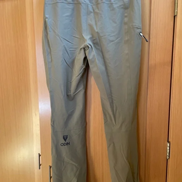 Helly Hansen Odin Series Hiking Pants - Beige, XL, EUC - Picture 6 of 10